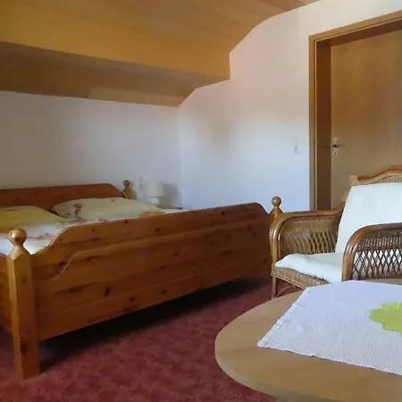 Appartement Gaestezimmer Rauchecker Eging